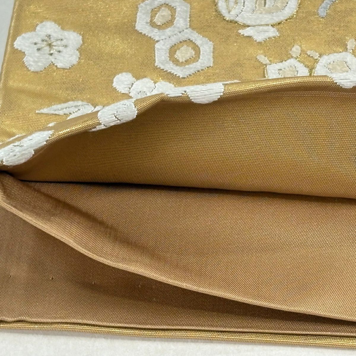 袋帶 逸品級 松樹竹子梅花 寶盡くし 金銀絲 刺繡 金色 大鼓圖案 純蠶絲