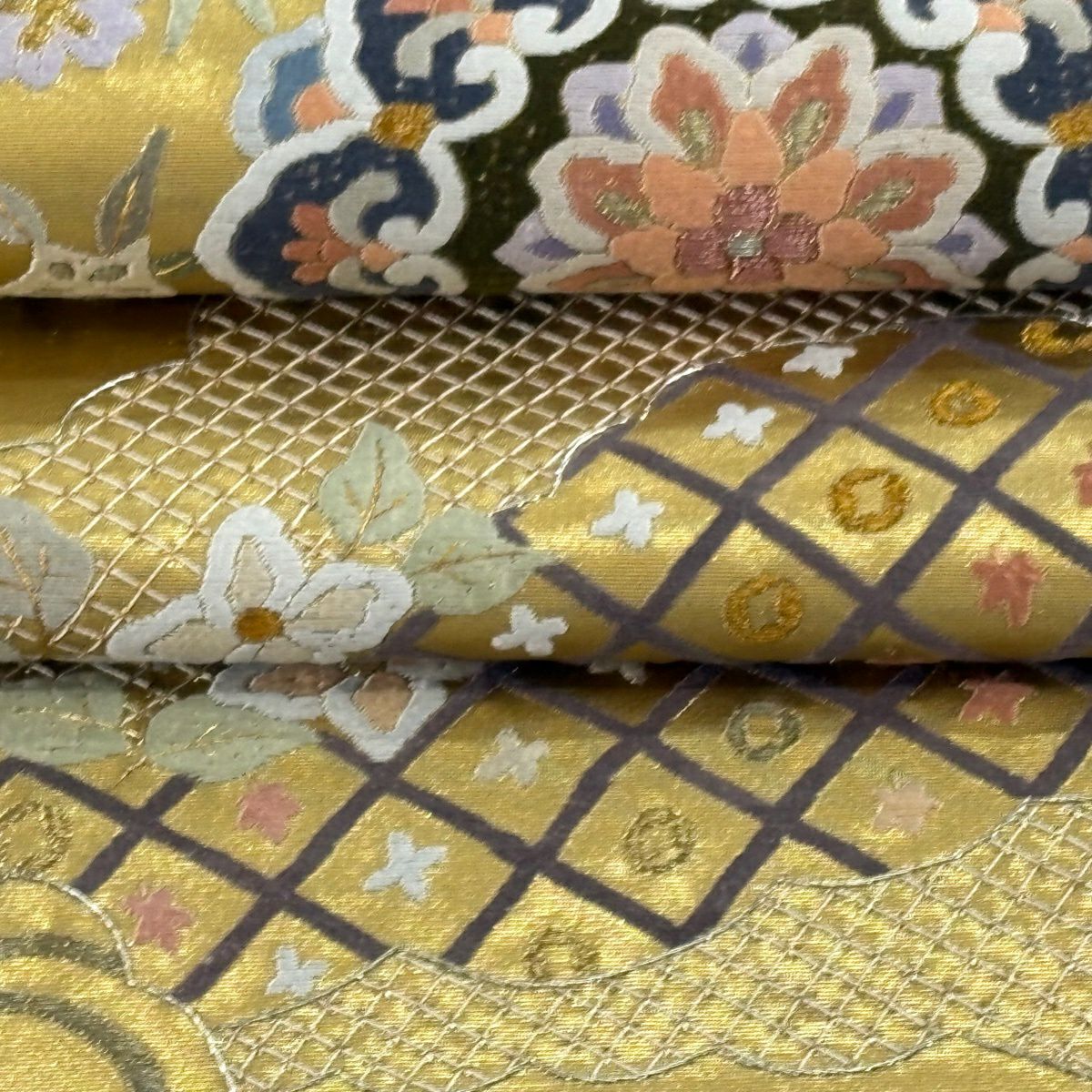【美品】 袋帶 逸品級 華紋 花鳥 刺繡 金銀彩 金 六通 純蠶絲