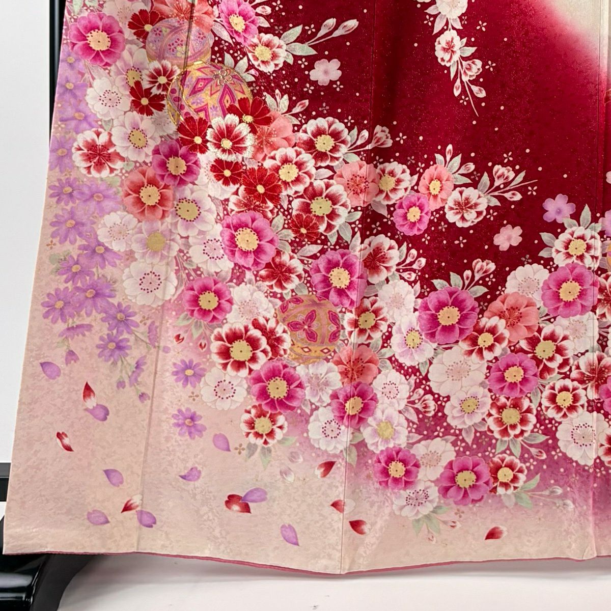 【美品】振袖禮服 身長166.5cm 袖長67cm M 雙層 手鞠 草花紋紋 金銀彩 刺繡 紅 純蠶絲 名品級
