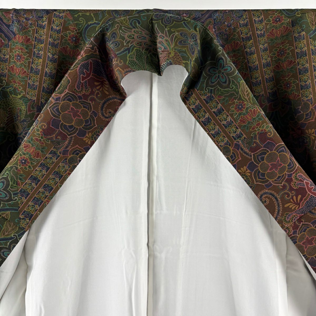 【美品】 小紋 身長151.5cm 袖長62cm S 雙層 前田仁仙 やまと 有落款 草花紋紋 孔雀 茶紫 純蠶絲 逸品級