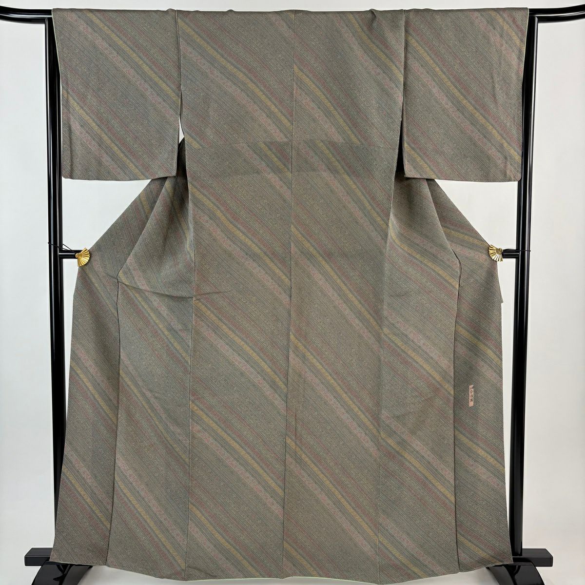 【美品】 小紋 身長162cm 袖長65cm M 雙層 細合俊男 落款あり 斜紋 草花紋紋 灰綠 純蠶絲 秀品級
