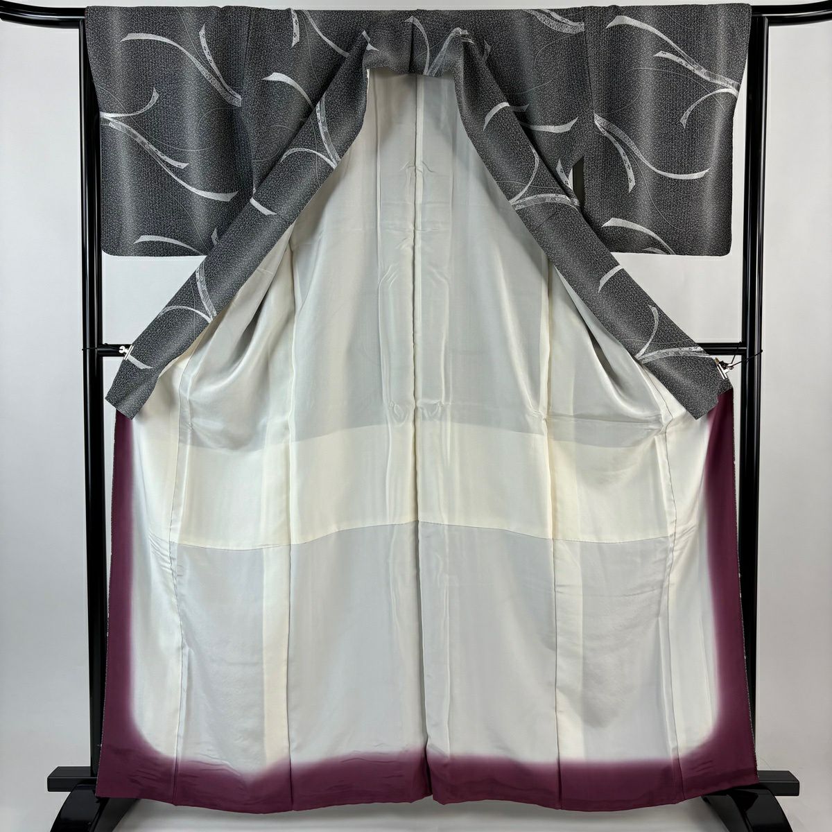【美品】 小紋 身長163.5cm 袖長64.5cm M 雙層 蔓帶 縱條 黑灰 純蠶絲 秀品級