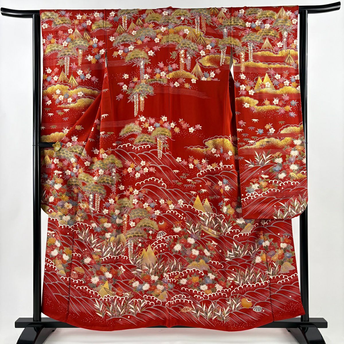 【美品】振袖禮服 身長158cm 袖長62.5cm S 雙層 笠松樹 菊花 金絲 金銀彩 紅 純蠶絲 秀品級