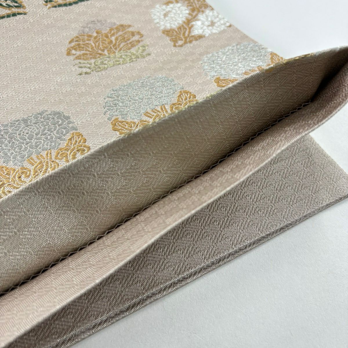 【美品】 袋帶 秀品級 牡丹 花兔 金銀彩 金金箔 淺小豆 六通 純蠶絲
