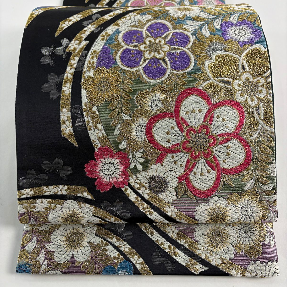 【美品】 袋帶 秀品級 萌希 TWINCOLORE 可逆 櫻花 草花紋 唐織 金金箔 黑 六通 純蠶絲