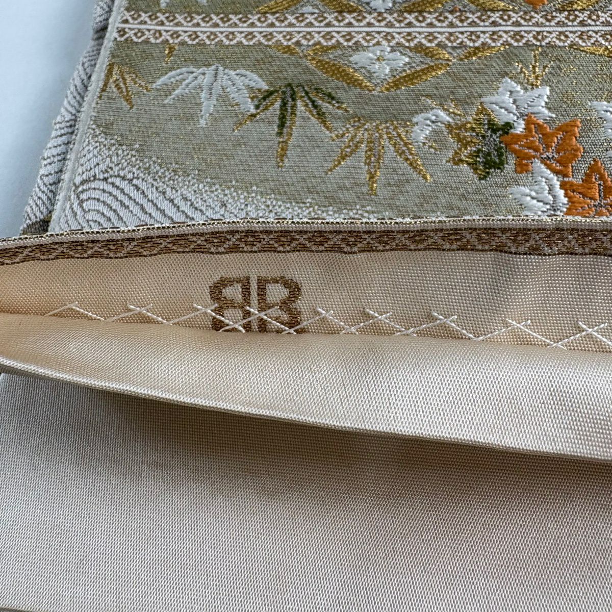 袋帶 秀品級 服部織物 落款あり 關西仕立 雞仙鶴 松樹竹子梅花 金絲 金金箔 粉米色 六通 純蠶絲