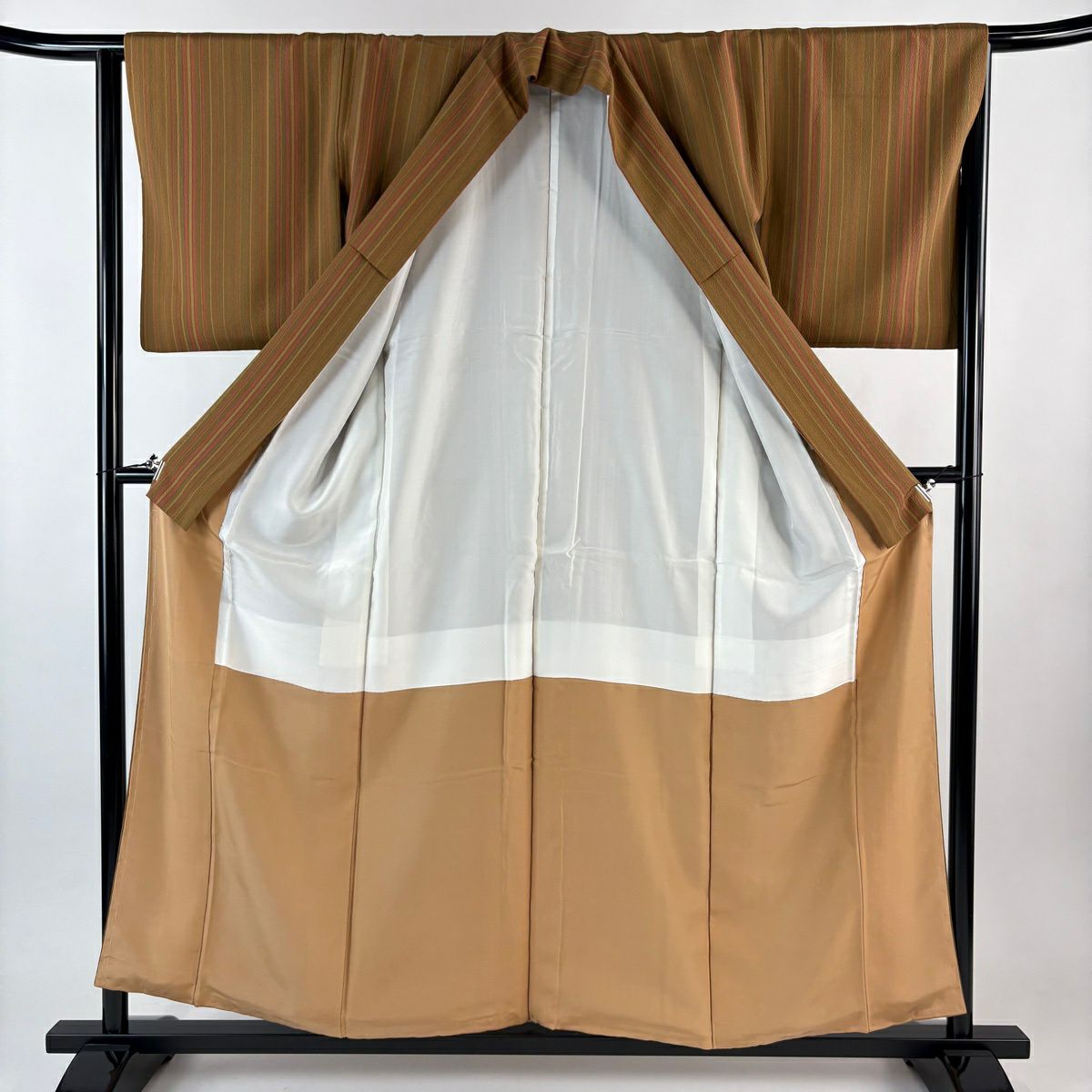【美品】 小紋 身長156cm 袖長64cm M 雙層 縱條 山吹茶 純蠶絲 秀品級