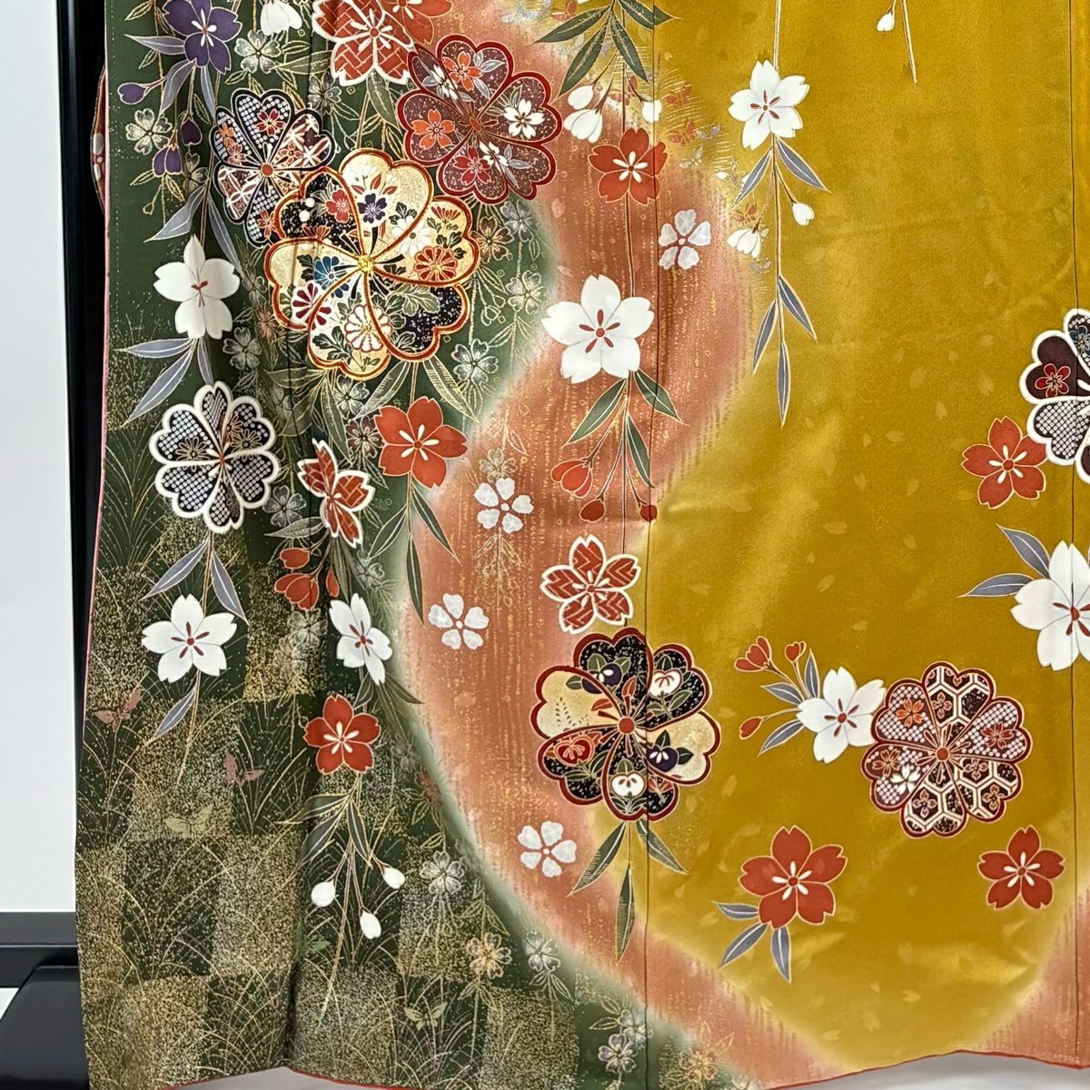 振袖禮服 身長166.5cm 袖長67.5cm L 雙層 櫻花 菊花花 金線 金銀彩 深綠 純蠶絲 優品級