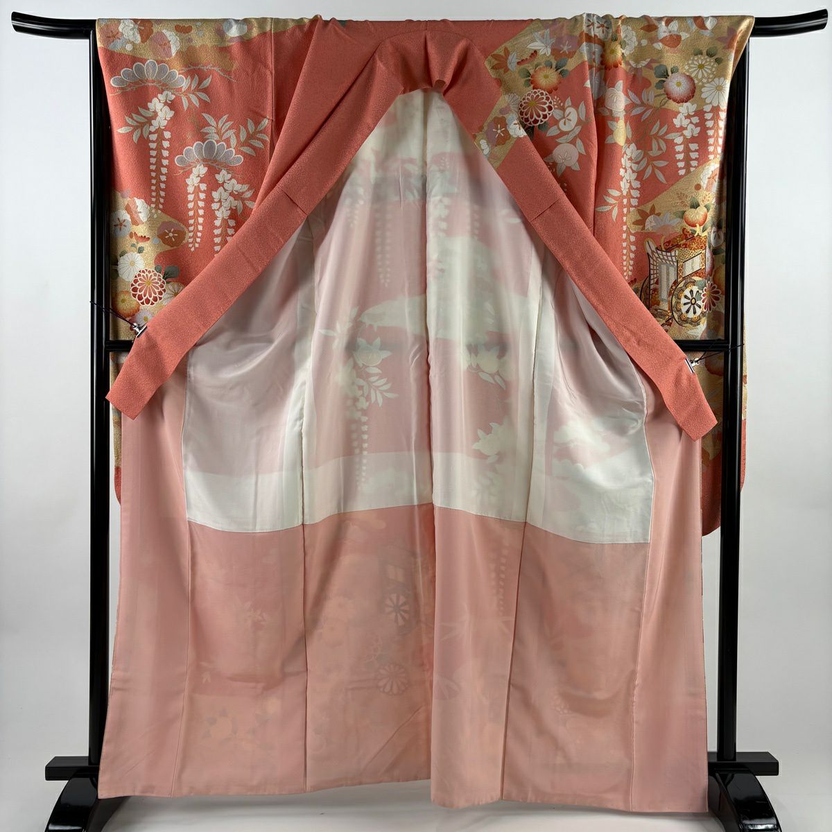 振袖禮服 身長164.5cm 袖長68.5cm L 雙層 御所車 松樹竹子梅花 金糸 金銀彩 鮭粉色 純蠶絲 秀品級