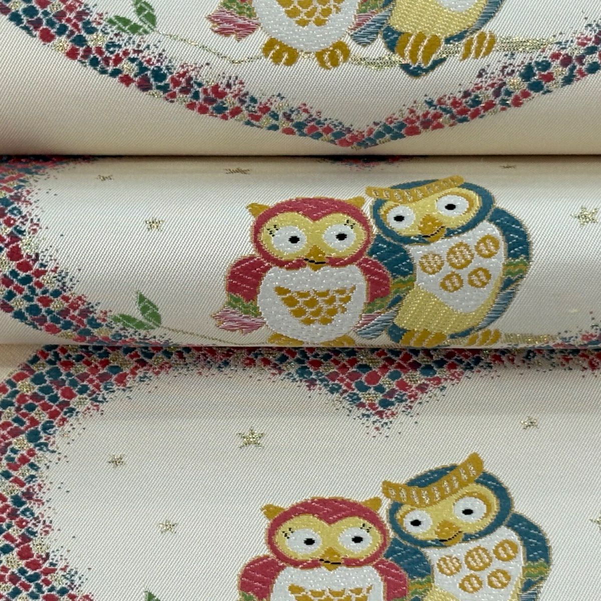 【美品】 袋帶 逸品級 貓頭鷹 心形 金金箔 奶油色 大鼓圖案 純蠶絲