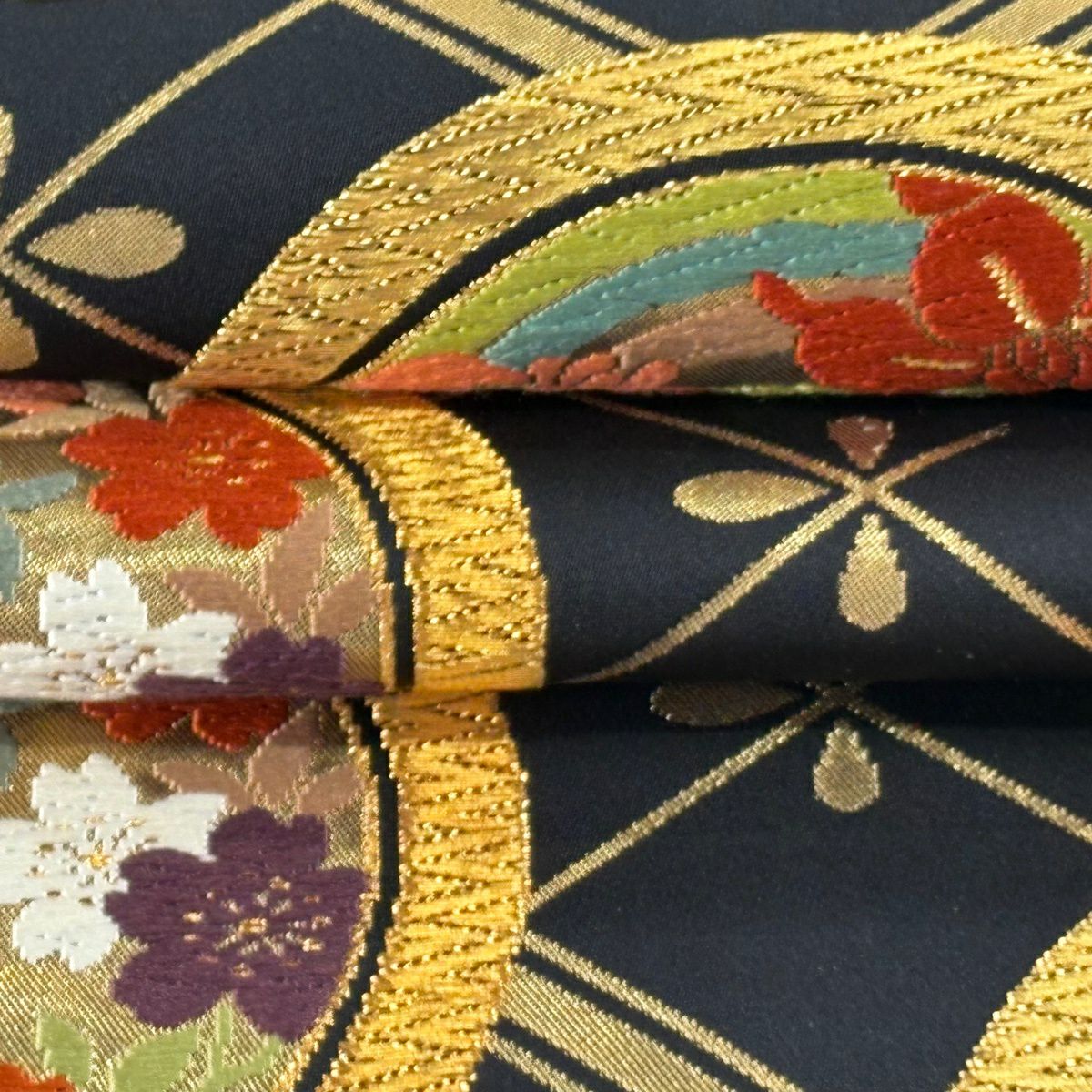 【美品】 袋帶 逸品級 河合美術織物 落款あり 豊明錦 花丸紋 業平菱 唐織 金絲 黑灰 六通 純蠶絲