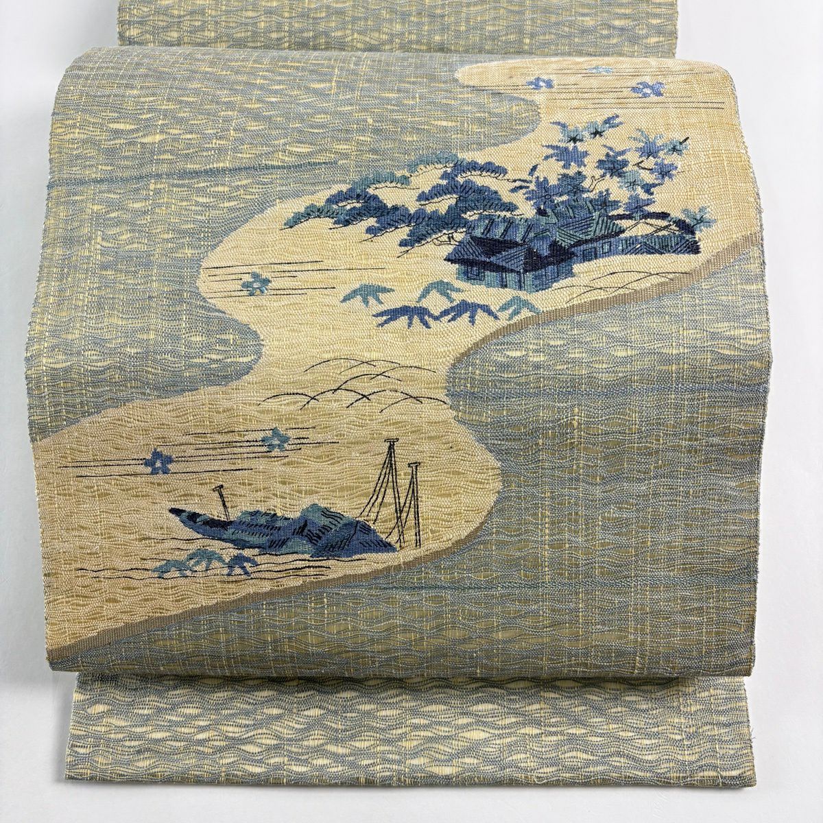 【美品】 袋帶 秀品級 家屋 松樹竹子梅花 米色 大鼓圖案 純蠶絲