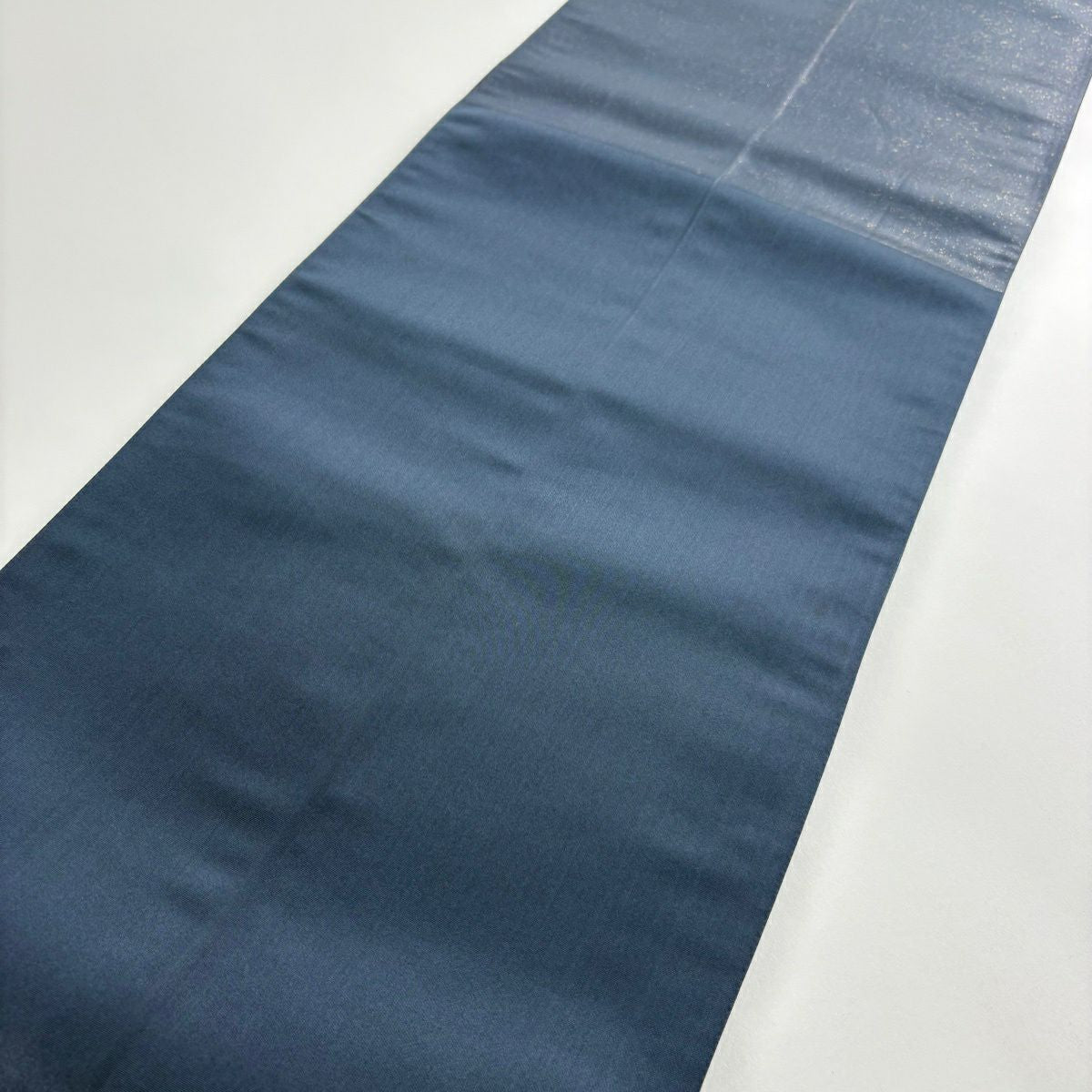 【美品】 袋帶 秀品級 草花紋 松樹 刺繡 金彩裝飾 灰紫 お太鼓柄 純蠶絲