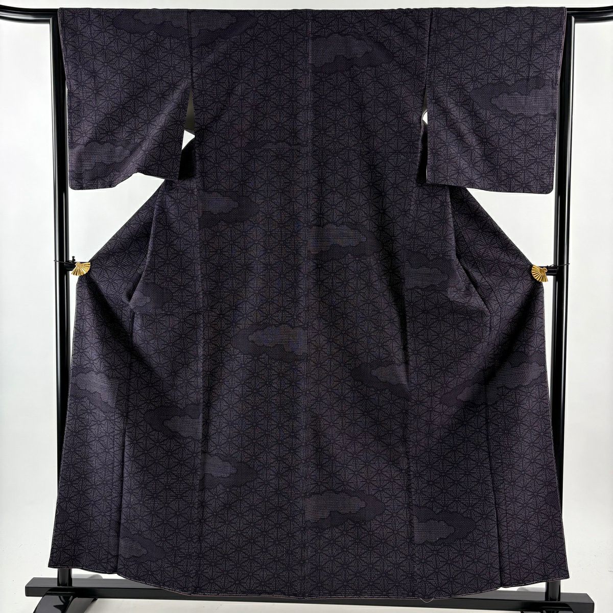 【美品】 紬織 身長158.5cm 袖長64cm M 雙層 證書在側 雲文 麻葉 濃紫 純蠶絲 優品級