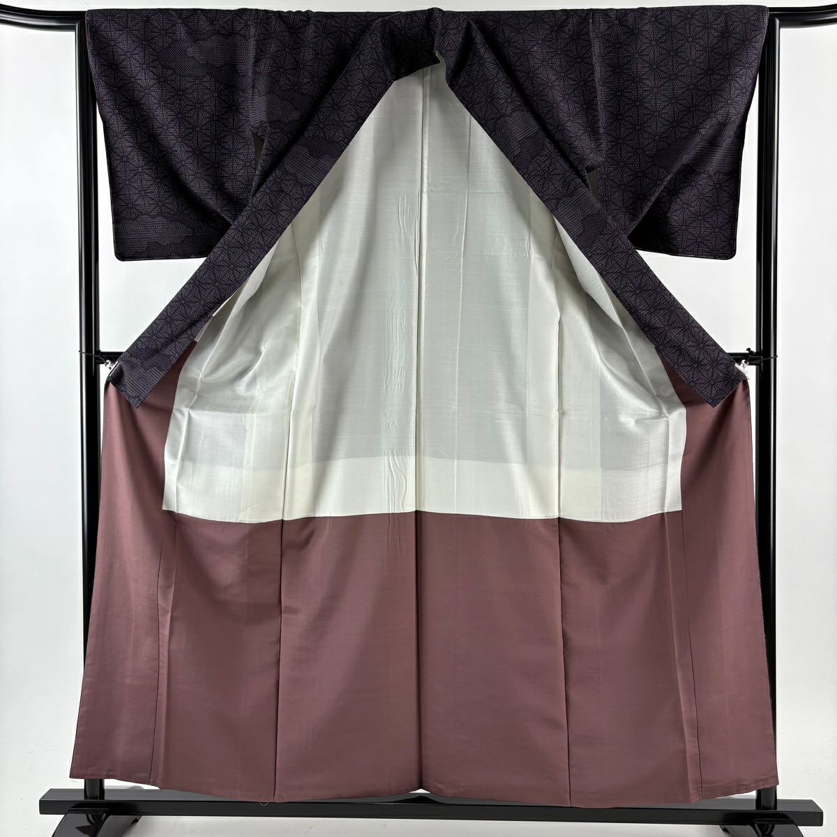 【美品】 紬織 身長158.5cm 袖長64cm M 雙層 證書在側 雲文 麻葉 濃紫 純蠶絲 優品級