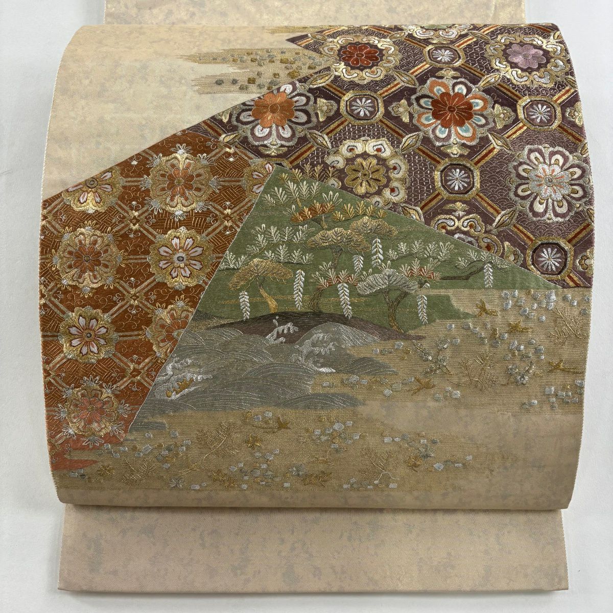 袋帶 逸品級 蒋雪英 落款 華紋 松樹刺繡 金銀彩 金色 大鼓圖案 純蠶絲