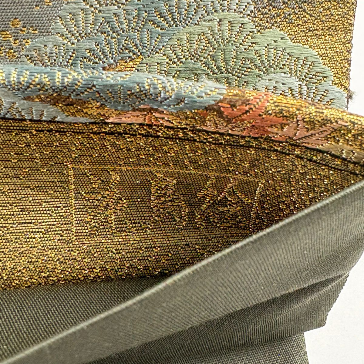 【美品】 袋帶 秀品級 花鳥畫 草花紋 松樹 金絲 金金箔 鶯色 六通 純蠶絲