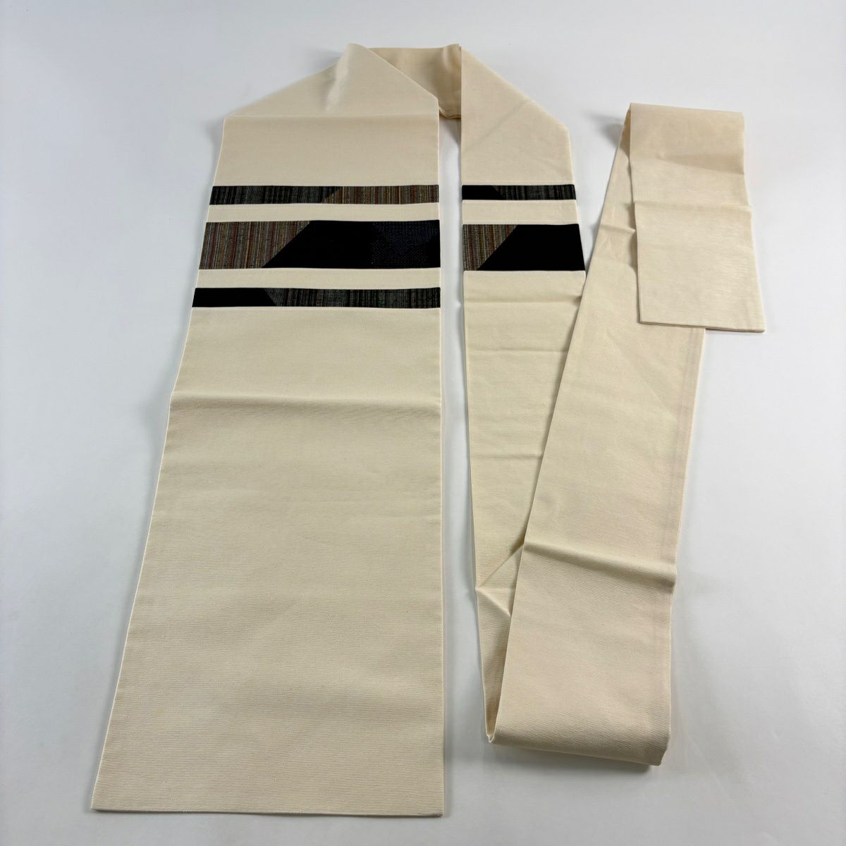 【美品】 名古屋帶 秀品級 條紋 龜甲絣 切嵌 奶油色 純蠶絲