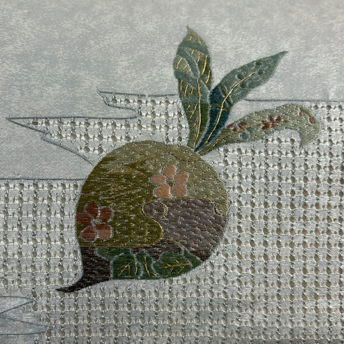 名古屋帶 秀品級 生物 霞 刺繡 金金箔 灰色 純蠶絲