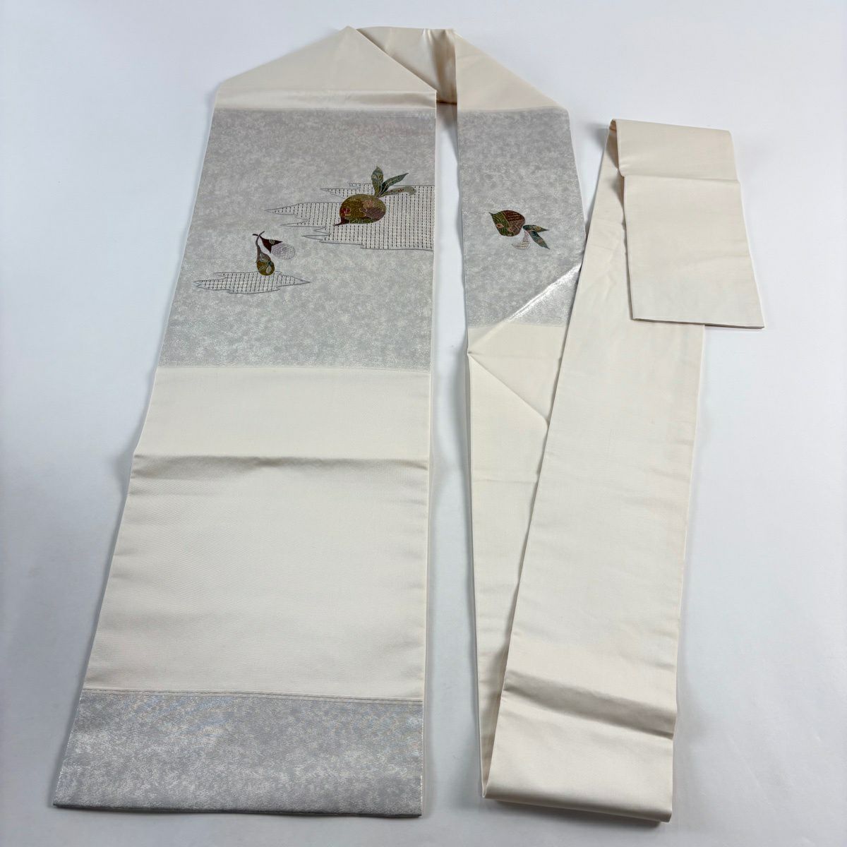 名古屋帶 秀品級 生物 霞 刺繡 金金箔 灰色 純蠶絲