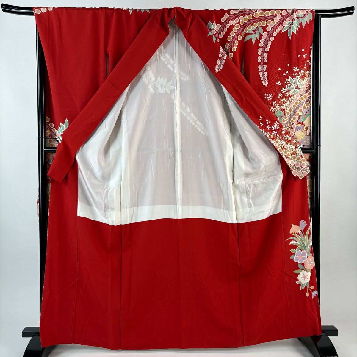【美品】振袖禮服 身長162cm 袖長67cm M 雙層 草花紋紋 金彩裝飾 紅 純蠶絲 名品級