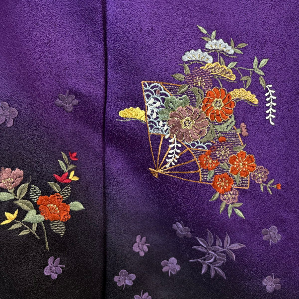 振袖禮服 身長161.5cm 袖長65cm M 雙層 扇子 草花紋紋 金糸刺繡 紫 純蠶絲 秀品級