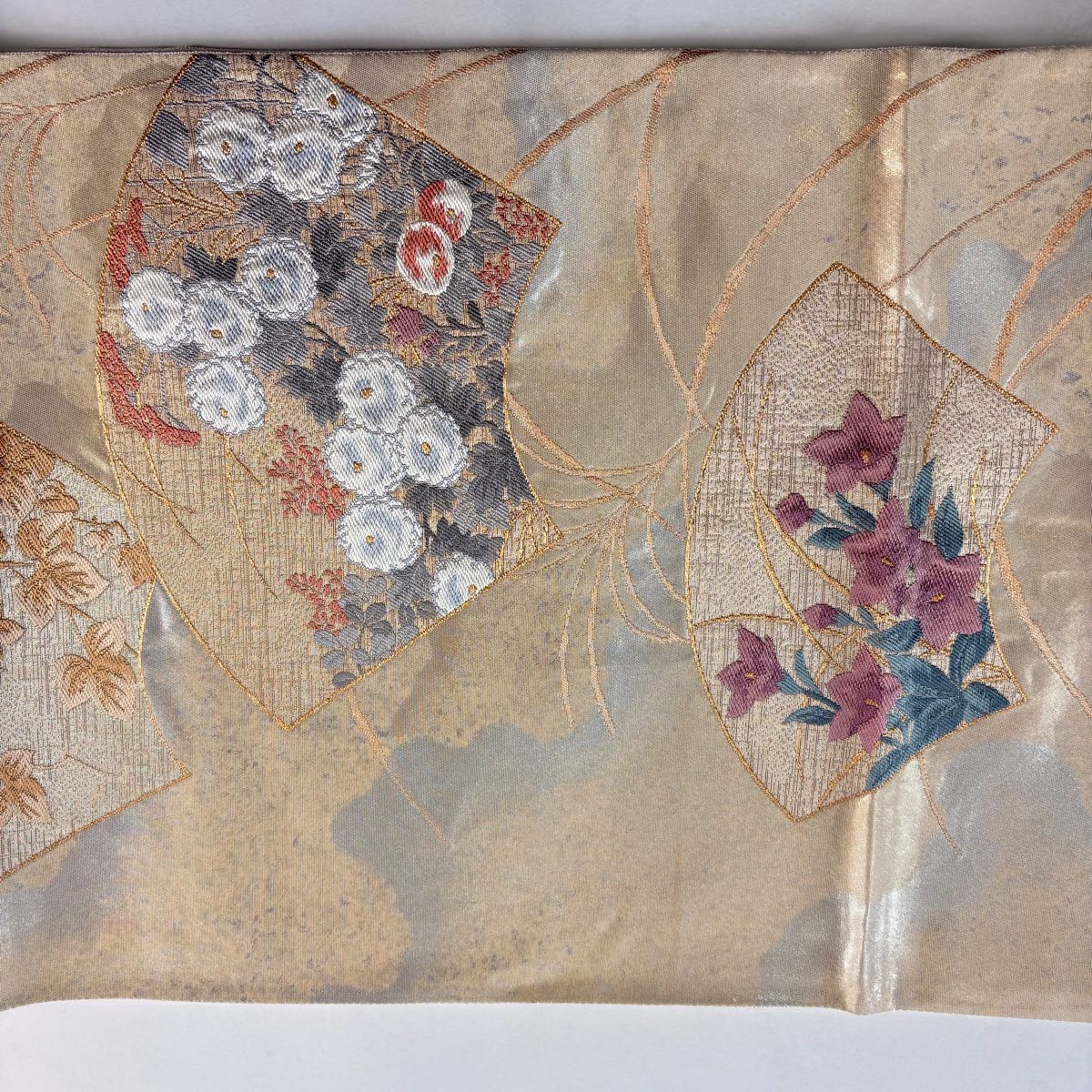 袋帶 名品級 じゅらく 落款あり 扇子面 秋草 金絲 金金箔 米色 六通 純蠶絲