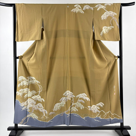 【美品】訪問服 身長156.5cm 袖長65cm M 雙層 洛樂人 有落款 松樹 波 金銀彩 黃土 純蠶絲 逸品級 一つ紋