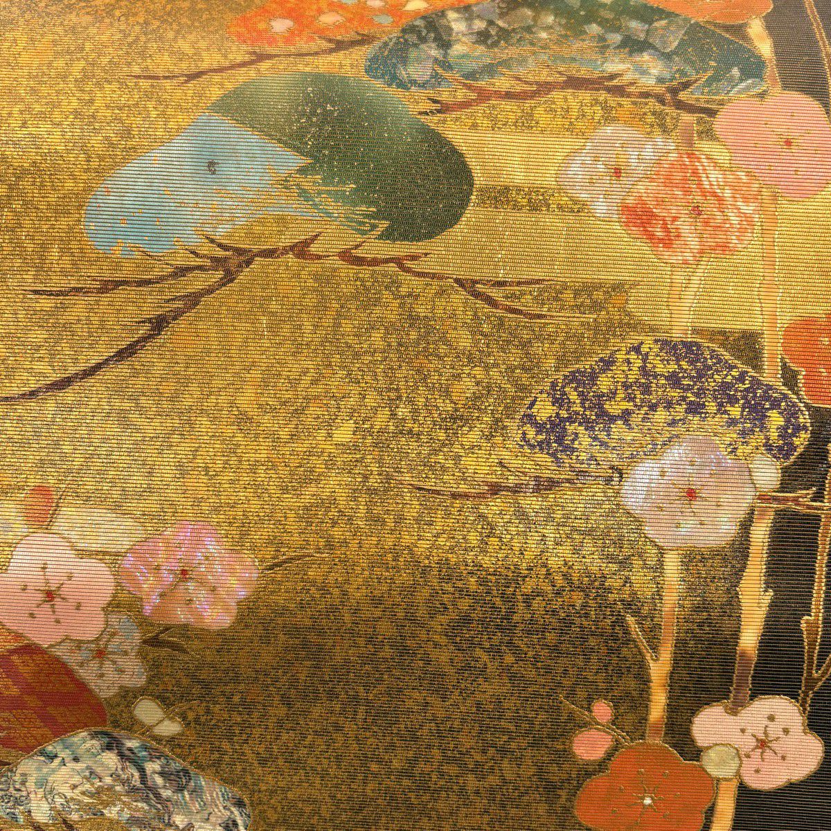 【美品】 袋帶 名品級 笠松樹 枝梅花 螺鈿金金箔 金色 大鼓圖案 純蠶絲