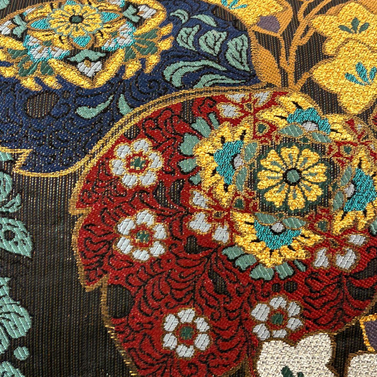 【美品】 袋帶 秀品級 桐 草花紋 金金箔 黑 六通 純蠶絲