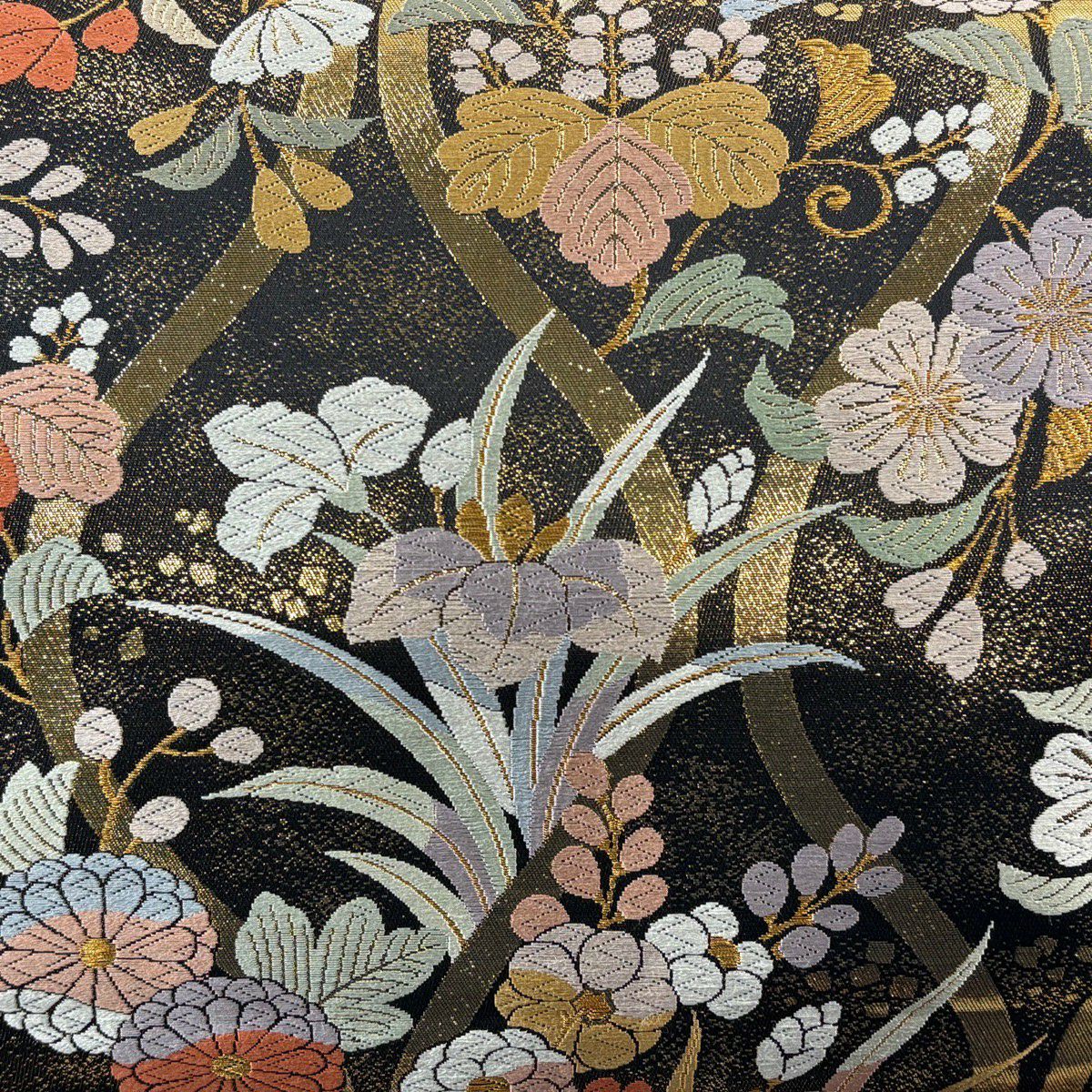 【美品】 袋帶 秀品級 草花紋 立涌 刺繡 金糸 墨 深藍 六通 純蠶絲
