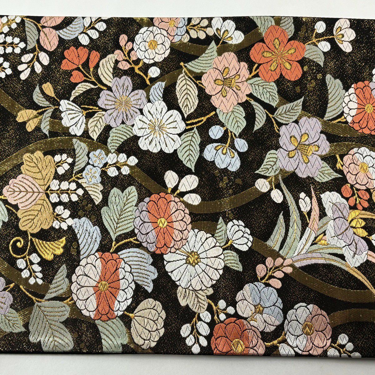 【美品】 袋帶 秀品級 草花紋 立涌 刺繡 金糸 墨 深藍 六通 純蠶絲