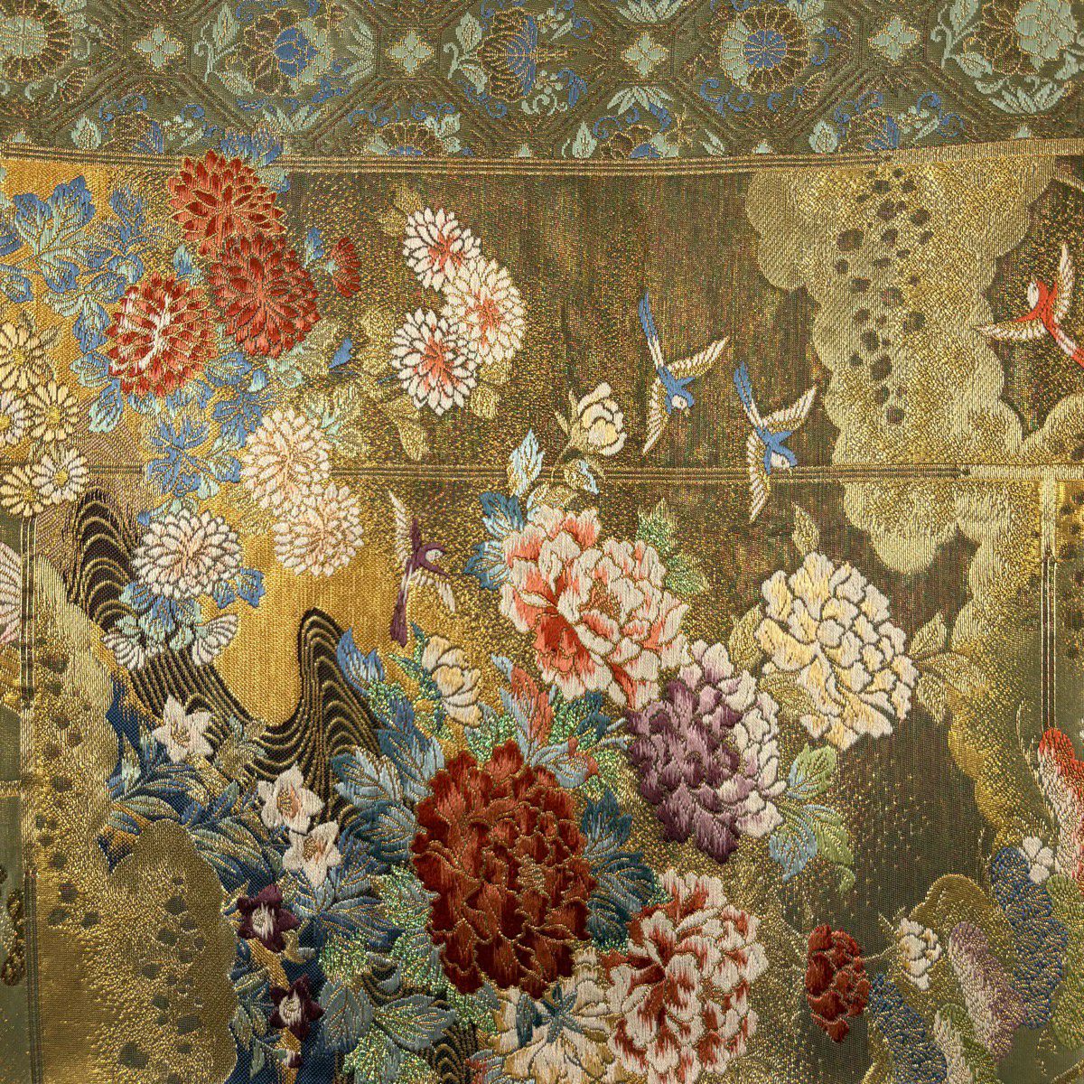 【美品】 袋帶 秀品級 草花紋 流水 金糸 金金箔 灰綠 六通 純蠶絲