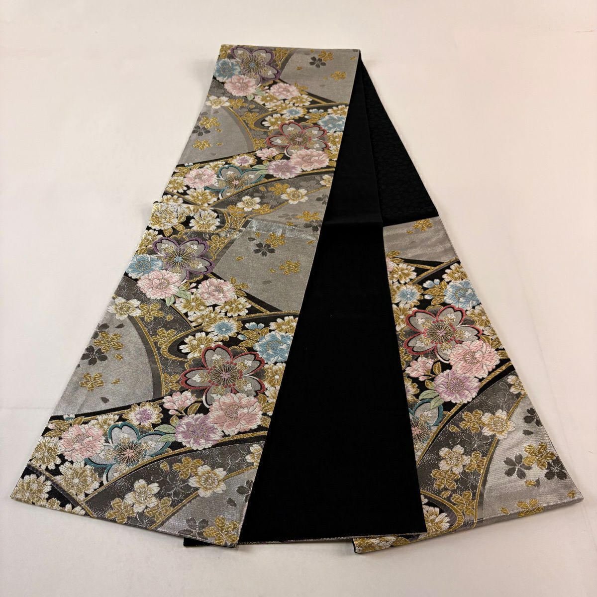 【美品】 袋帶 秀品級 櫻花花瓣 金金箔 金銀彩 黑 六通 純蠶絲