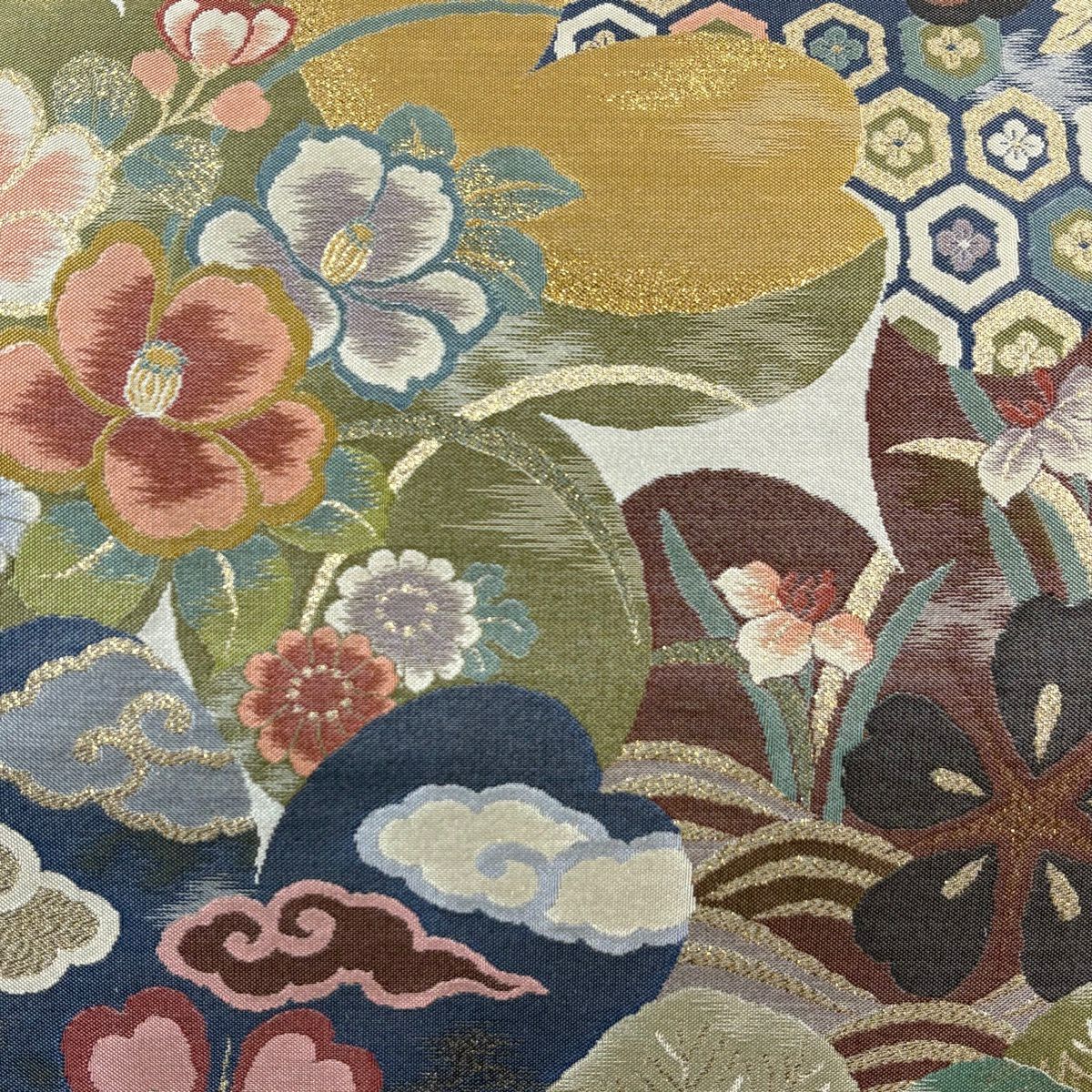 【美品】 袋帶 秀品級 帶一筋 草花紋 松樹 金金箔 灰白 六通 純蠶絲
