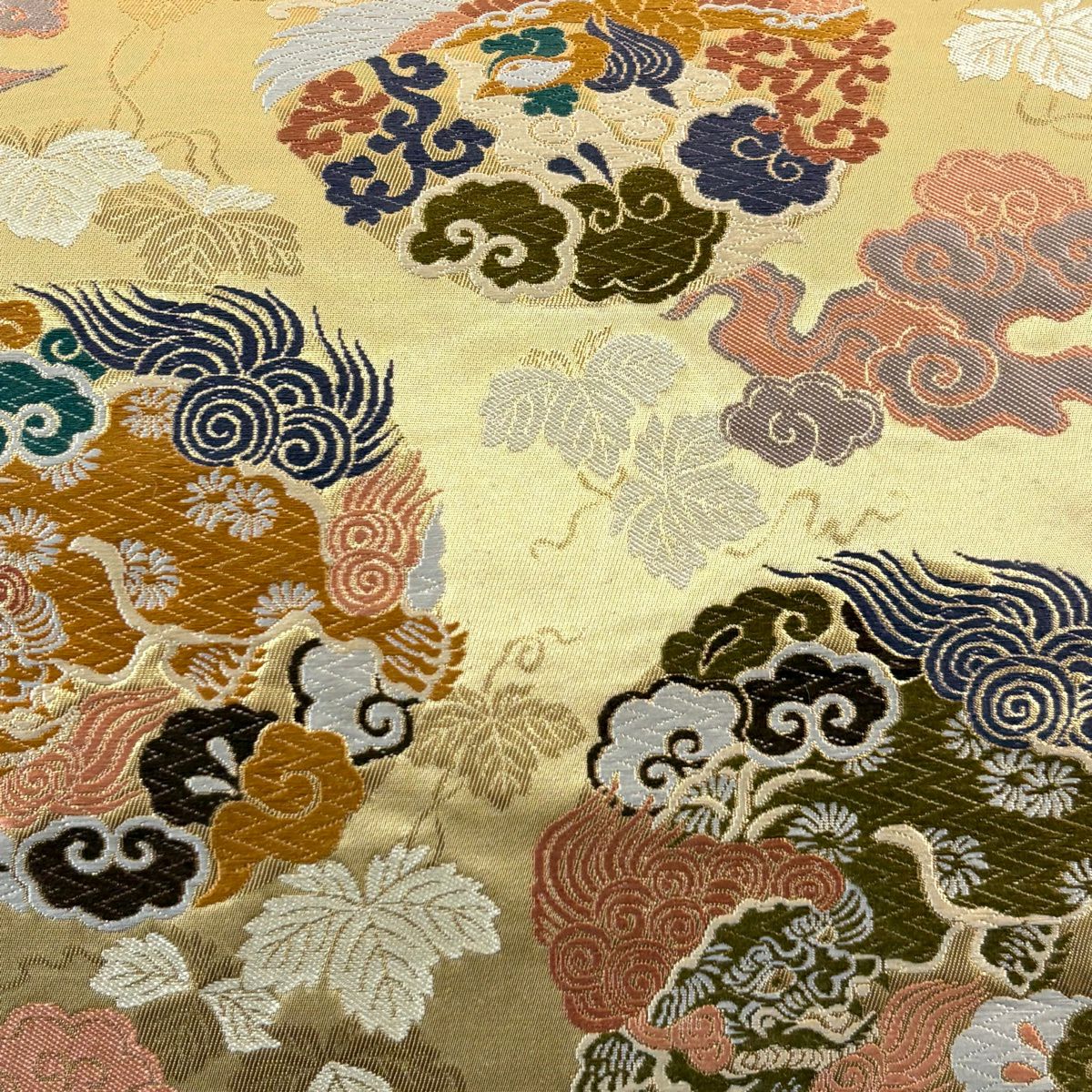 【美品】 袋帶 秀品級 唐獅子 鳥 金金箔 唐織 米色 六通 純蠶絲