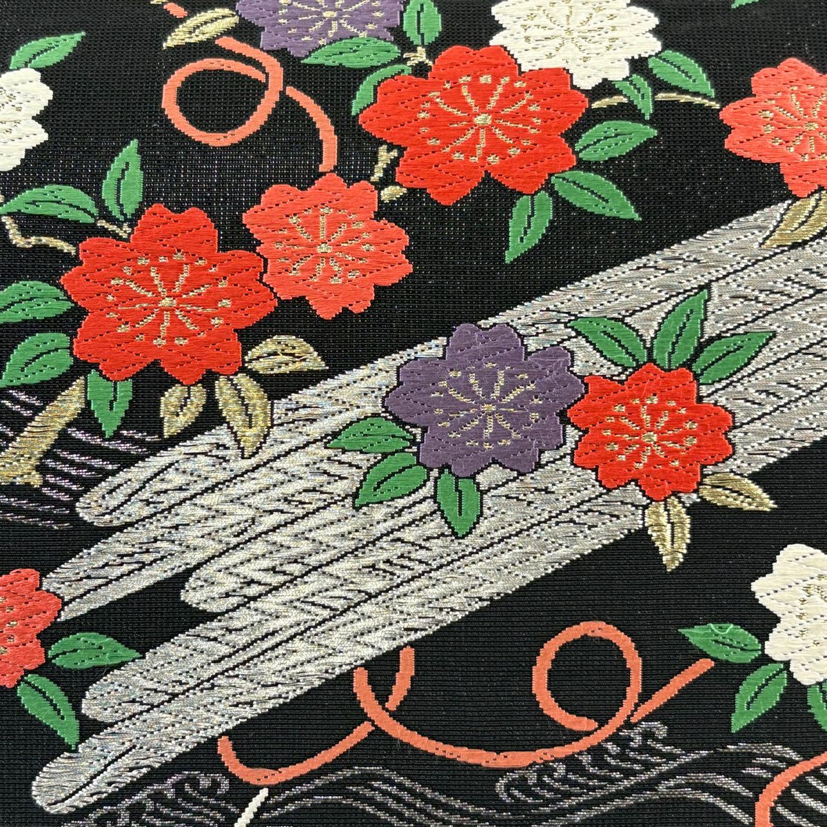 【美品】 袋帶 秀品級 關西仕立 花筏 波 唐織 金金箔 黑 六通 純蠶絲