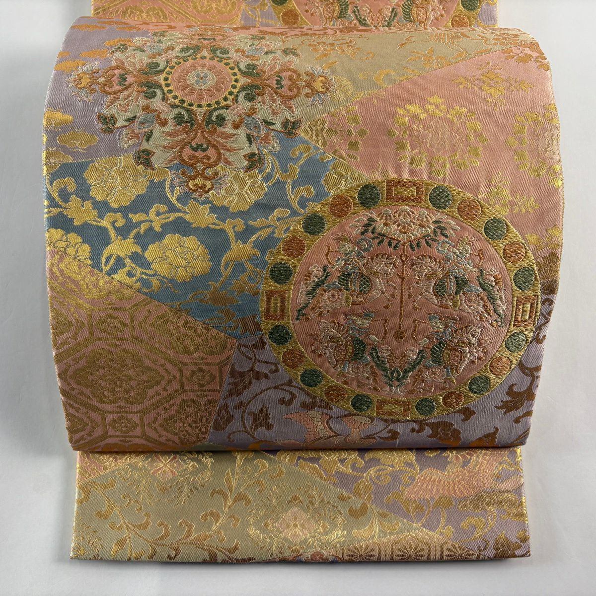 【美品】 袋帶 秀品級 狩獵文 華紋 金金箔 刺繡 粉色 六通 純蠶絲