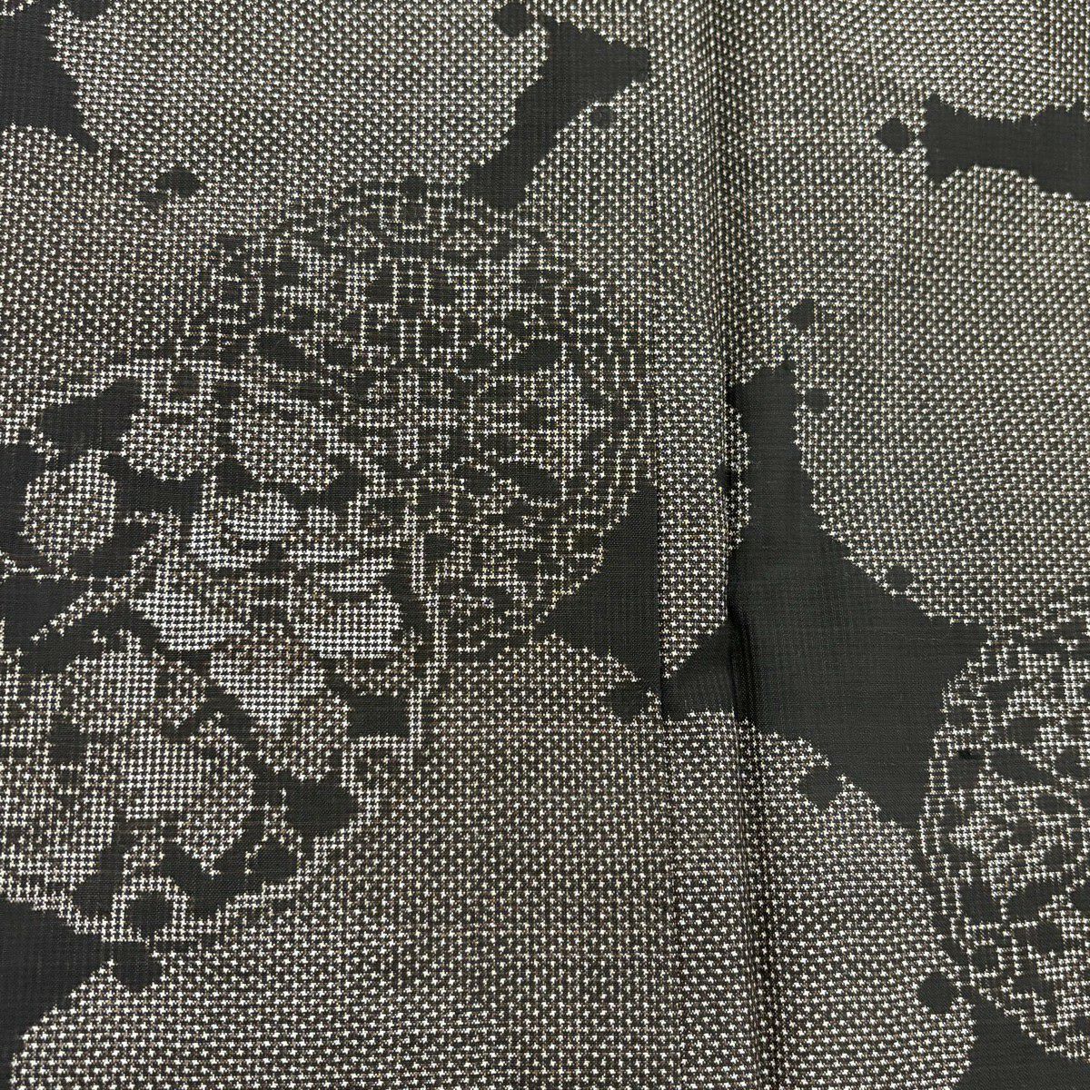 【美品】 紬織 身長165.5cm 袖長66.5cm M 雙層 華紋 雪輪 墨 金彩裝飾 純蠶絲 秀品級