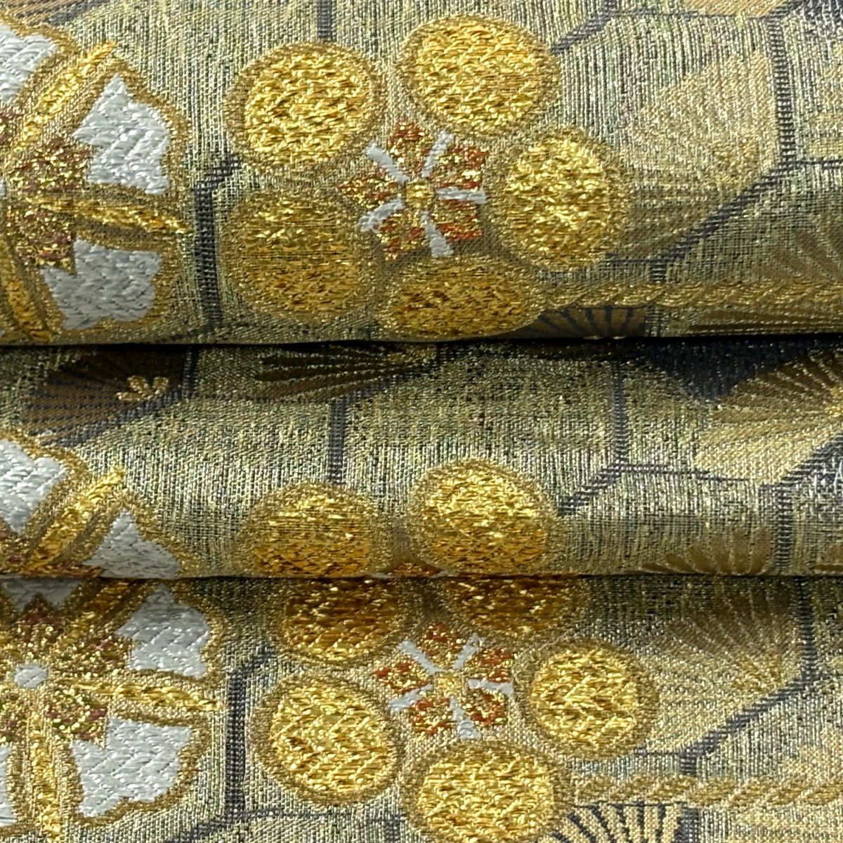 【美品】 袋帶 逸品級 Raja 羅紗織 花 龜甲 唐織 金金箔 金色 六通 純蠶絲