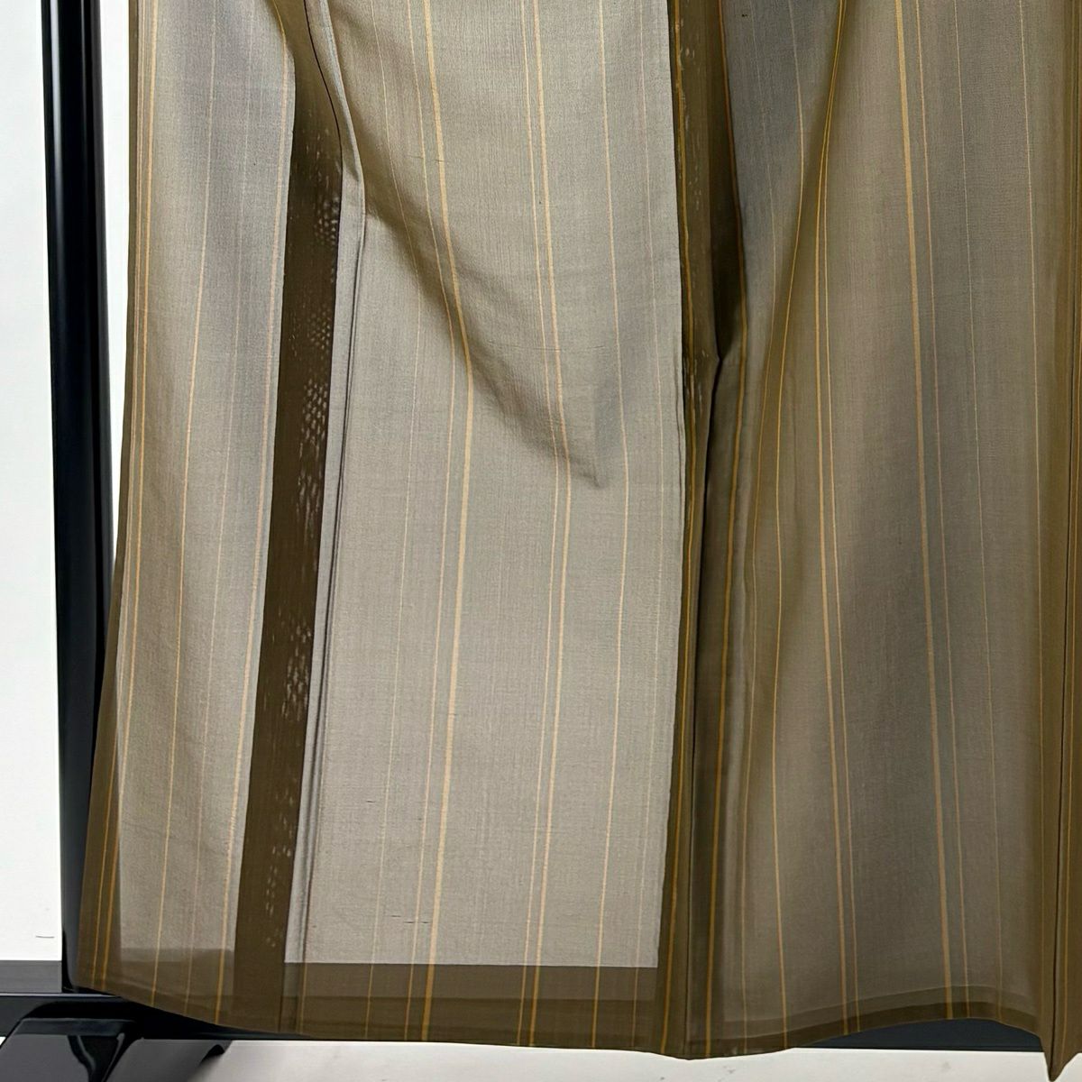 【美品】 紬織 身長160.5cm 袖長67cm M 薄物 夏黃八 證書齊全 茶 純蠶絲 逸品級