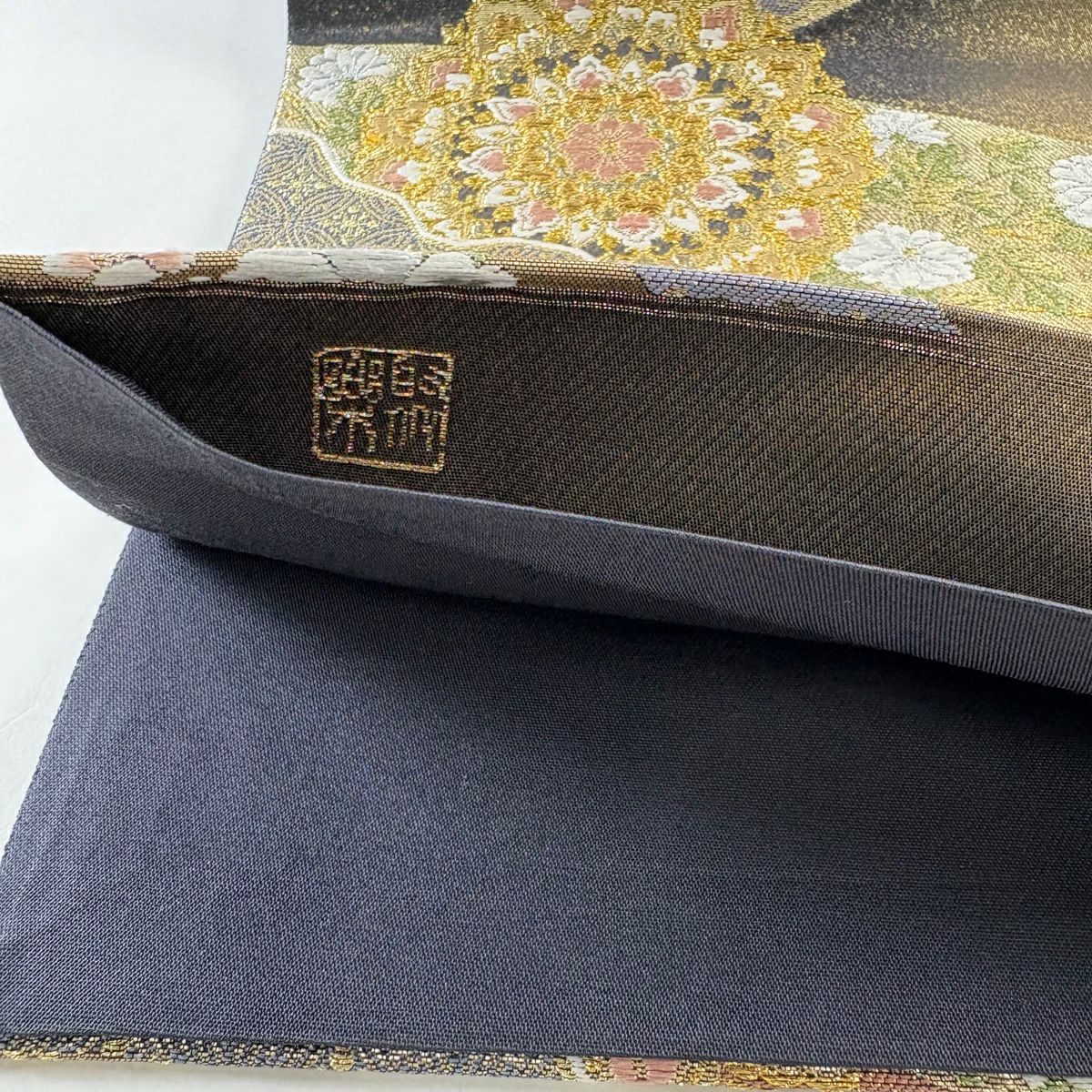 【美品】 袋帶 逸品級 じゅらく 落款あり 帝王紫 華紋 扇子面 金銀彩 金金箔 金茶 六通 純蠶絲