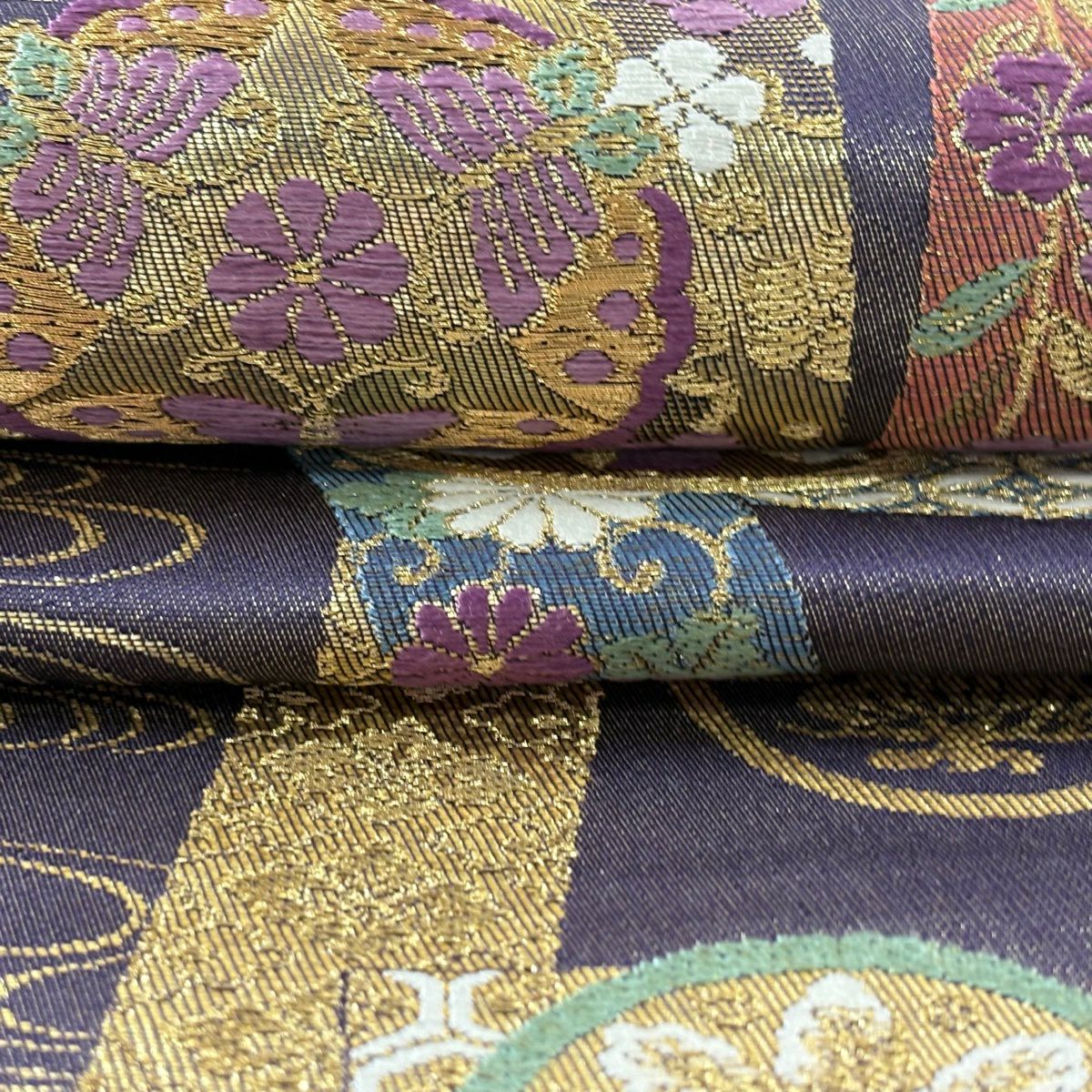 【美品】 袋帶 逸品級 じゅらく 落款あり 帝王紫 短冊 向鳥 金絲 金金箔 紫 六通 純蠶絲