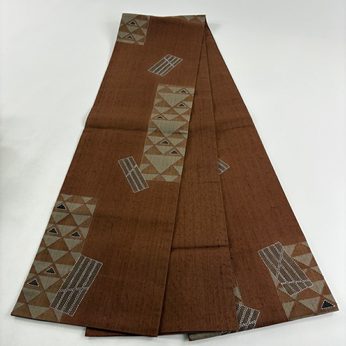 【美品】 袋帶 名品級 紬織織 鱗 幾何圖案 刺繡 紅茶 六通 純蠶絲