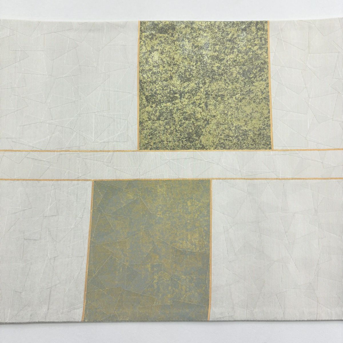 【美品】 袋帶 名品級 落款あり 風景 人物 金金箔 灰白 お太鼓柄 純蠶絲