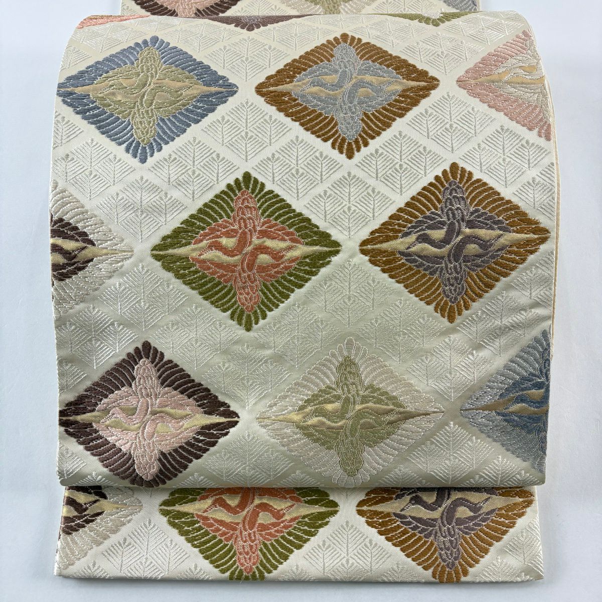 【美品】 袋帶 逸品級 松樹菱取向仙鶴紋 松樹菱 金絲 金金箔 米色 六通 純蠶絲