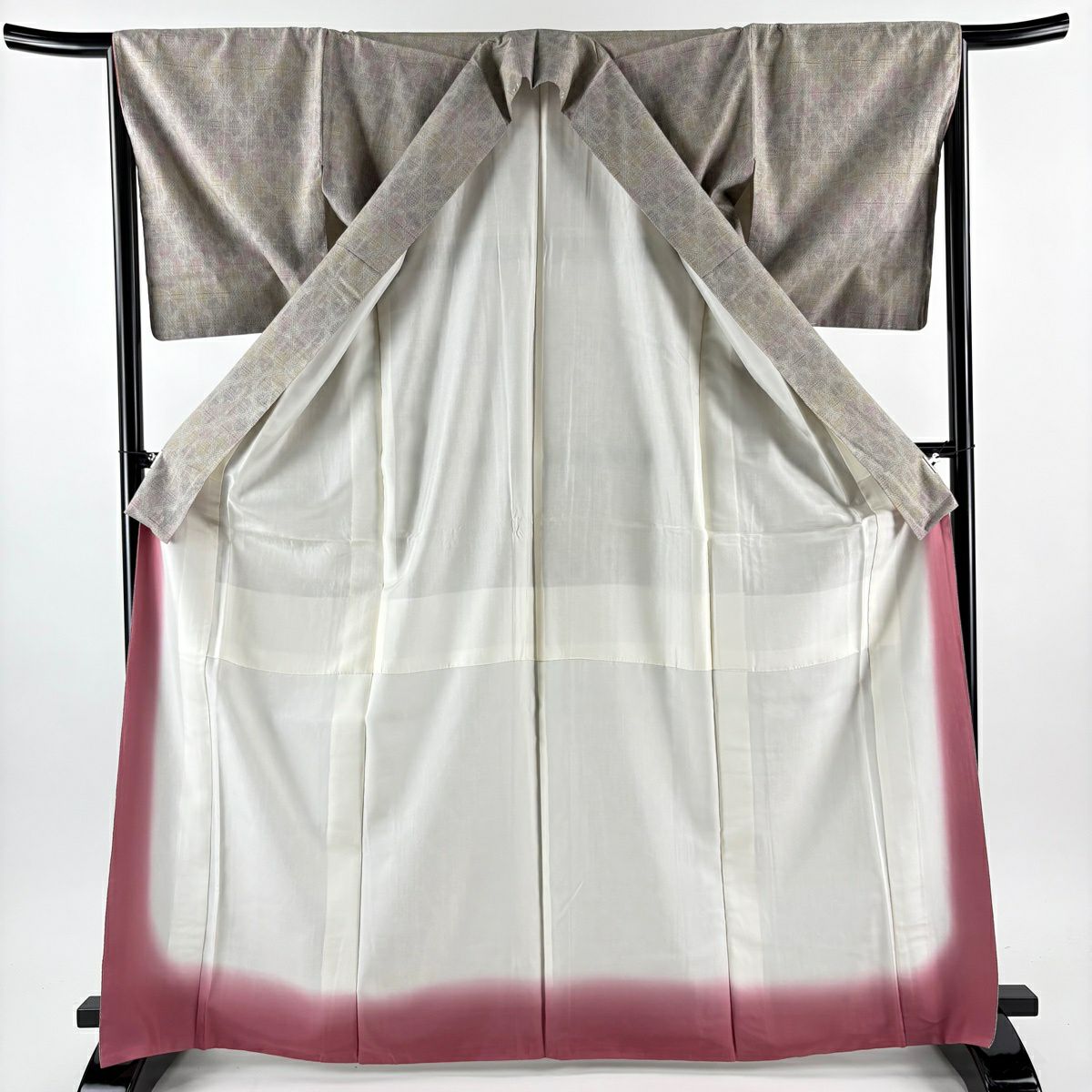 【美品】結城紬織 身長167.5cm 袖長66cm M 雙層 本場結城紬織 奥順 證書齊全 斜格子 龜甲絣 灰紫 純蠶絲 逸品級