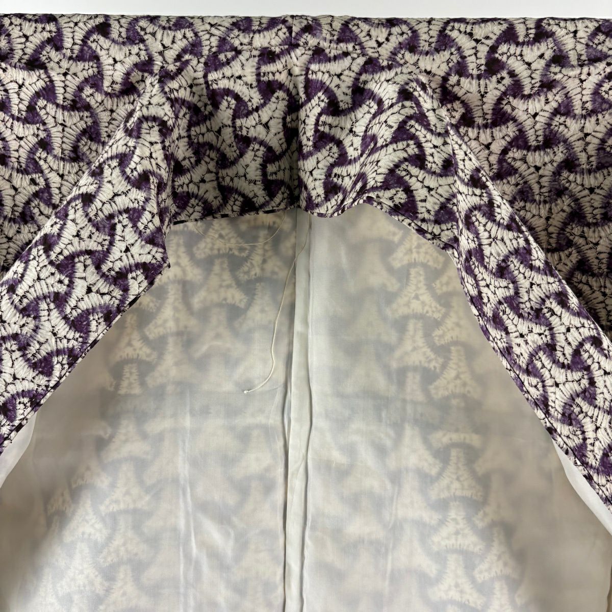 【美品】 小紋 身長155.5cm 袖長62cm S 雙層 幾何學圖案 絞染 奶油色 純蠶絲 逸品級