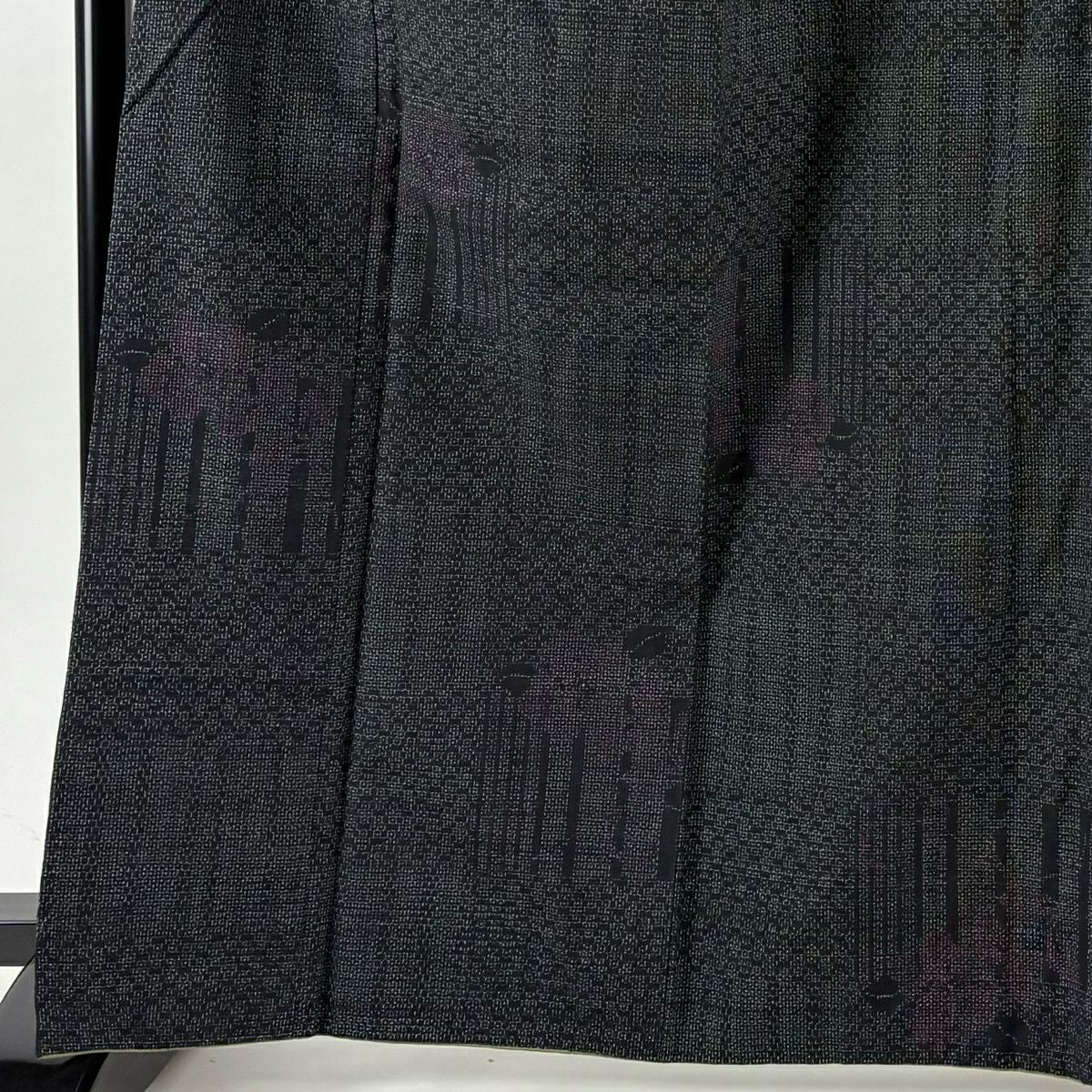 【美品】結城紬織 身長167cm 袖長63cm S 雙層 本場結城紬織 井上商事 證書附帶 草花紋紋 龜甲絣 黑 純蠶絲 逸品級