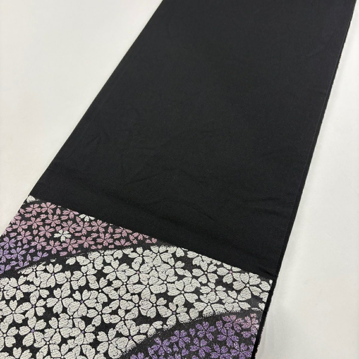 【美品】 袋帶 名品級 振袖禮服禮服用 櫻花 流水 金金箔 黑 六通 純蠶絲